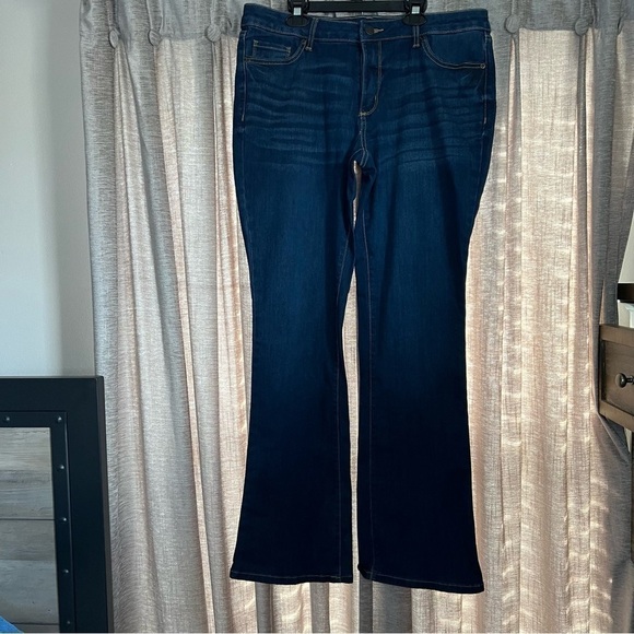 NWT Sonoma The Everyday Jean Bootcut Dark Denim Mid Rise Size 12 - Picture 2 of 12